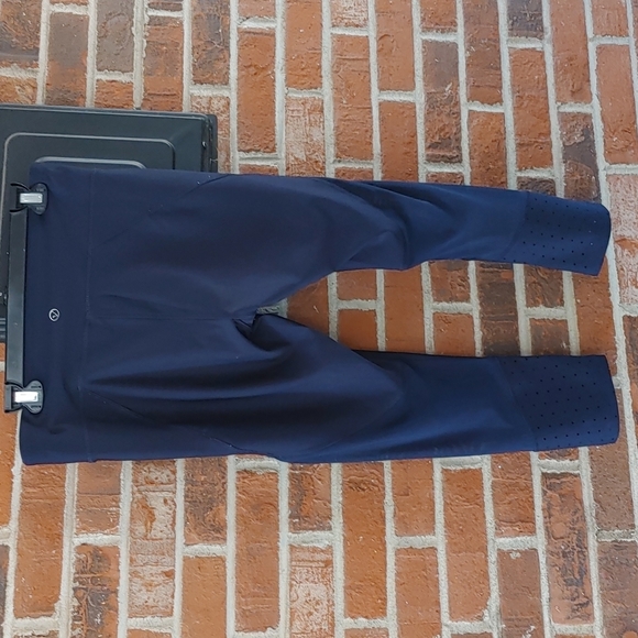 Vogo Athletica Leggings Size L - Picture 4 of 6